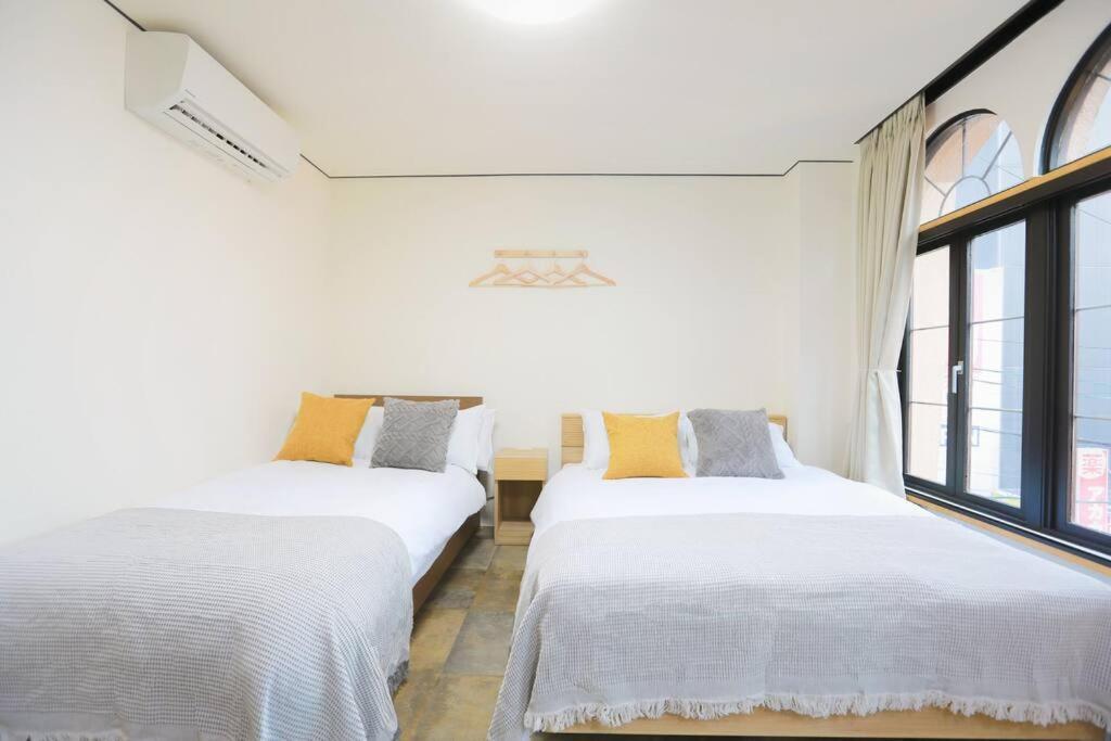 Apartament 道頓堀民泊31＆Mini浮世絵美術館、道頓堀心斎橋真ん中、家族旅行、Family Trip Osaka Zewnętrze zdjęcie
