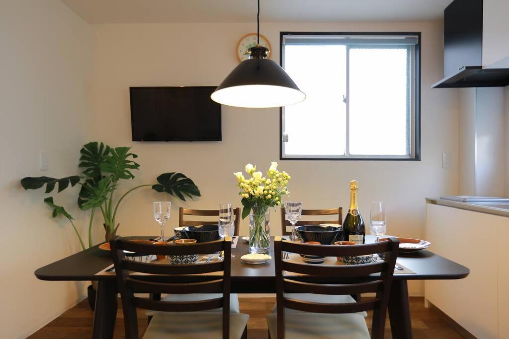 Apartament 道頓堀民泊31＆Mini浮世絵美術館、道頓堀心斎橋真ん中、家族旅行、Family Trip Osaka Zewnętrze zdjęcie